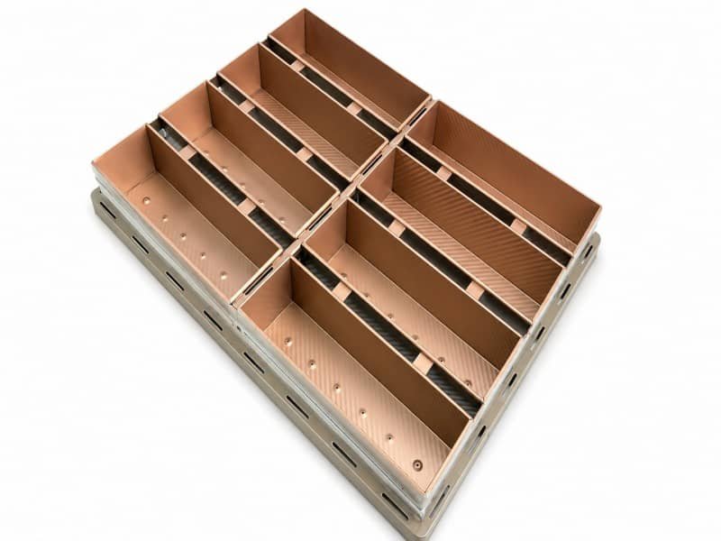 8-Strap Bread Loaf Pan Non-Stick